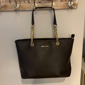 Michael Kors Bag - Jet Set Travel Chain Medium - Choc Brown with Gold Hardware